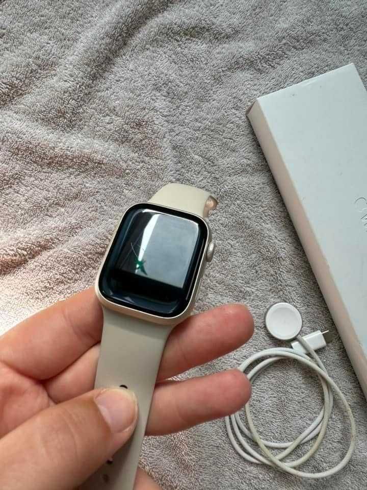 Apple Watch Series 9 GPS + Cellular 41mm