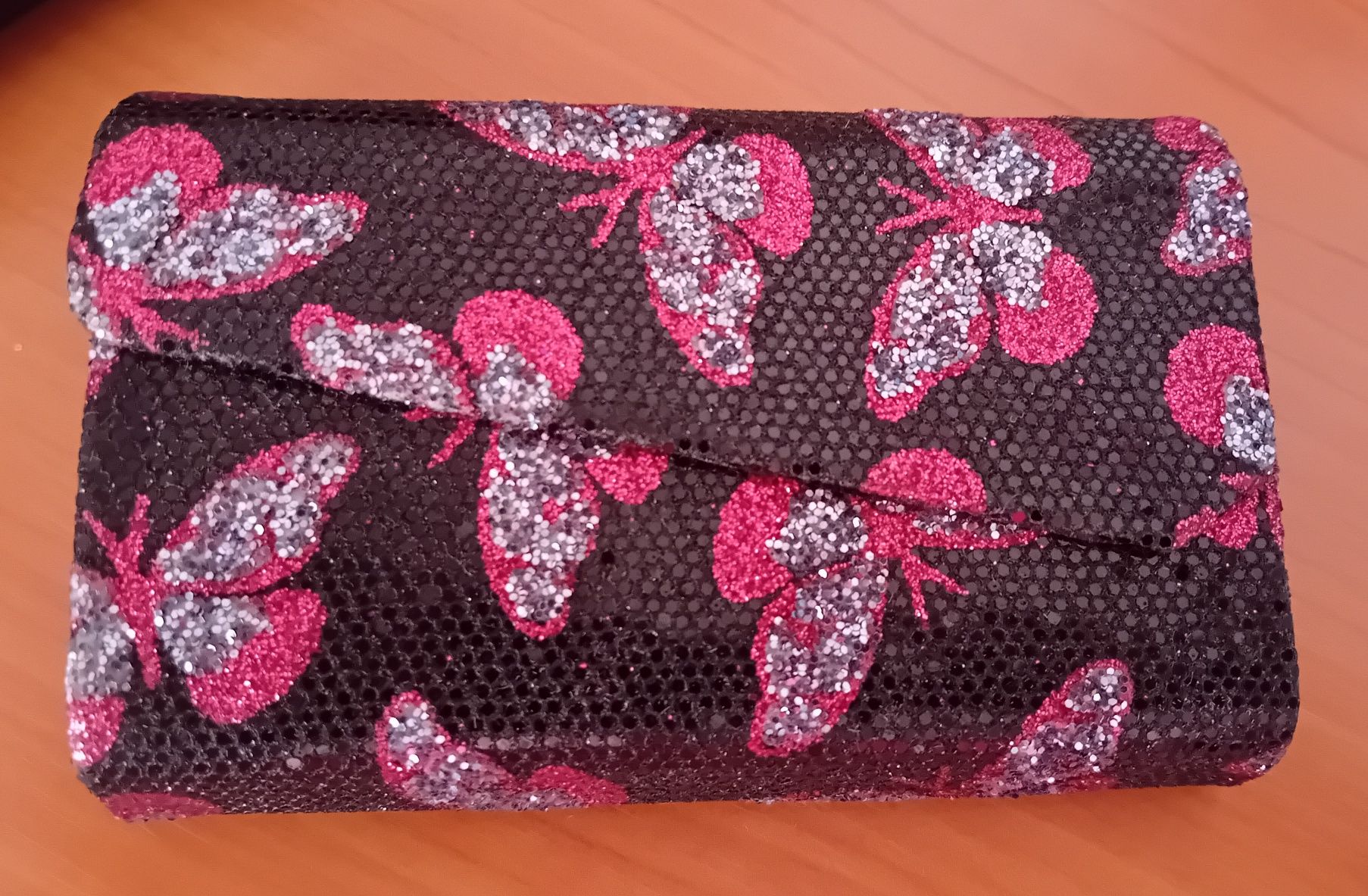 Bolsa Nova brilhante