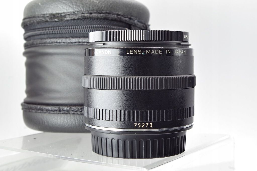 EF 24mm 2.8 Canon + pokrowiec i filtr UV Canon