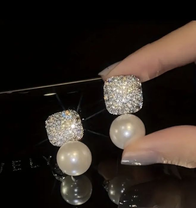 Brincos de Zircônia com Pérolas - Novos