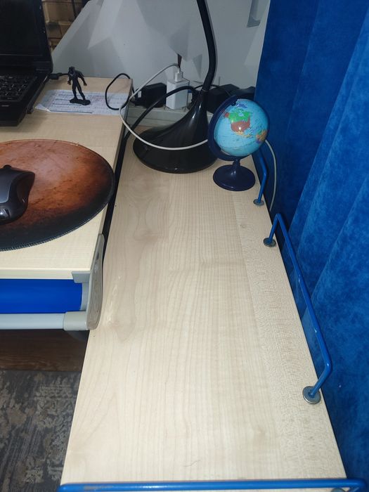 Дитяча парта і стілець фірми Демі