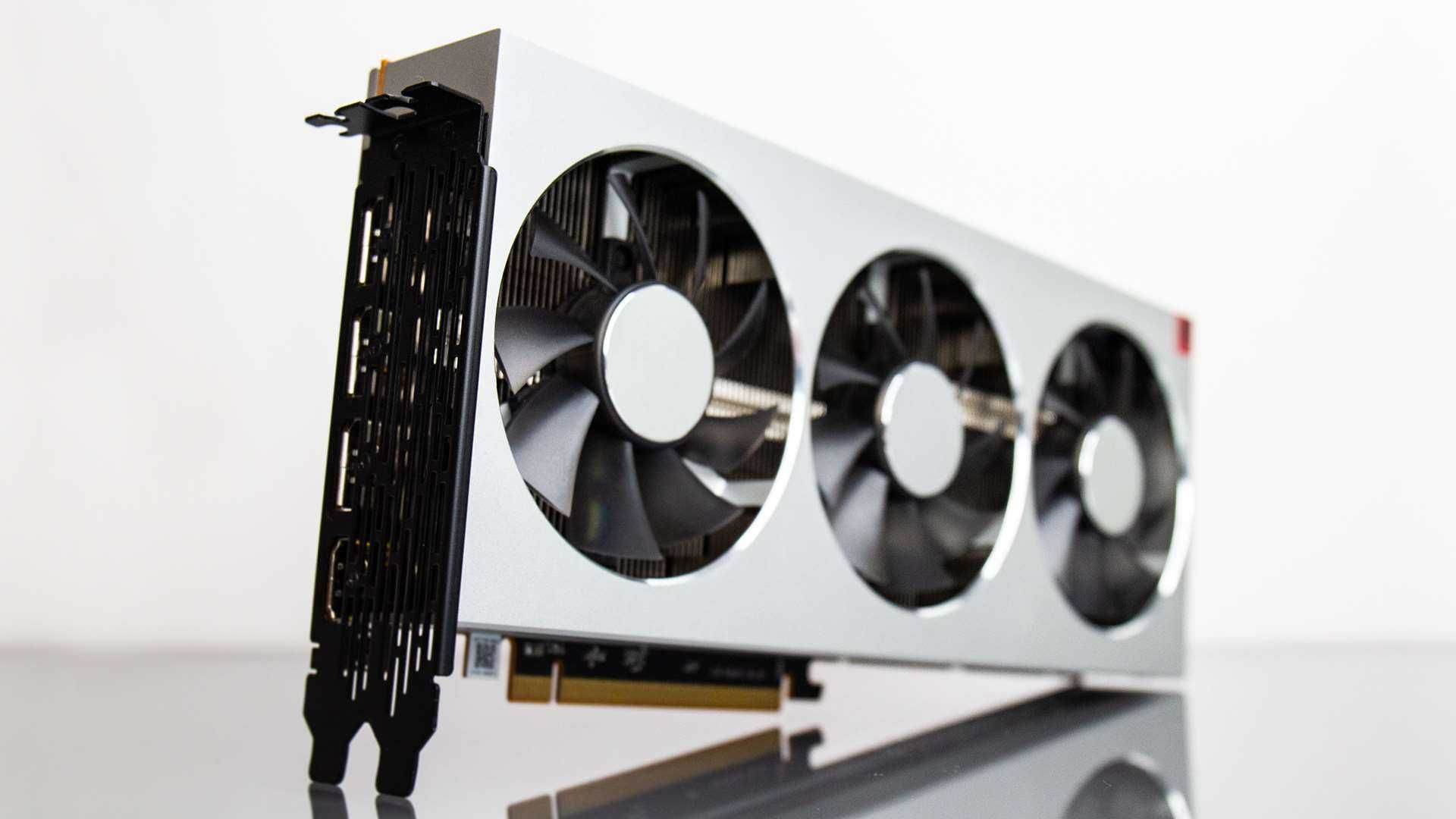 Відеокарта AMD Radeon VII 16GB HBM2