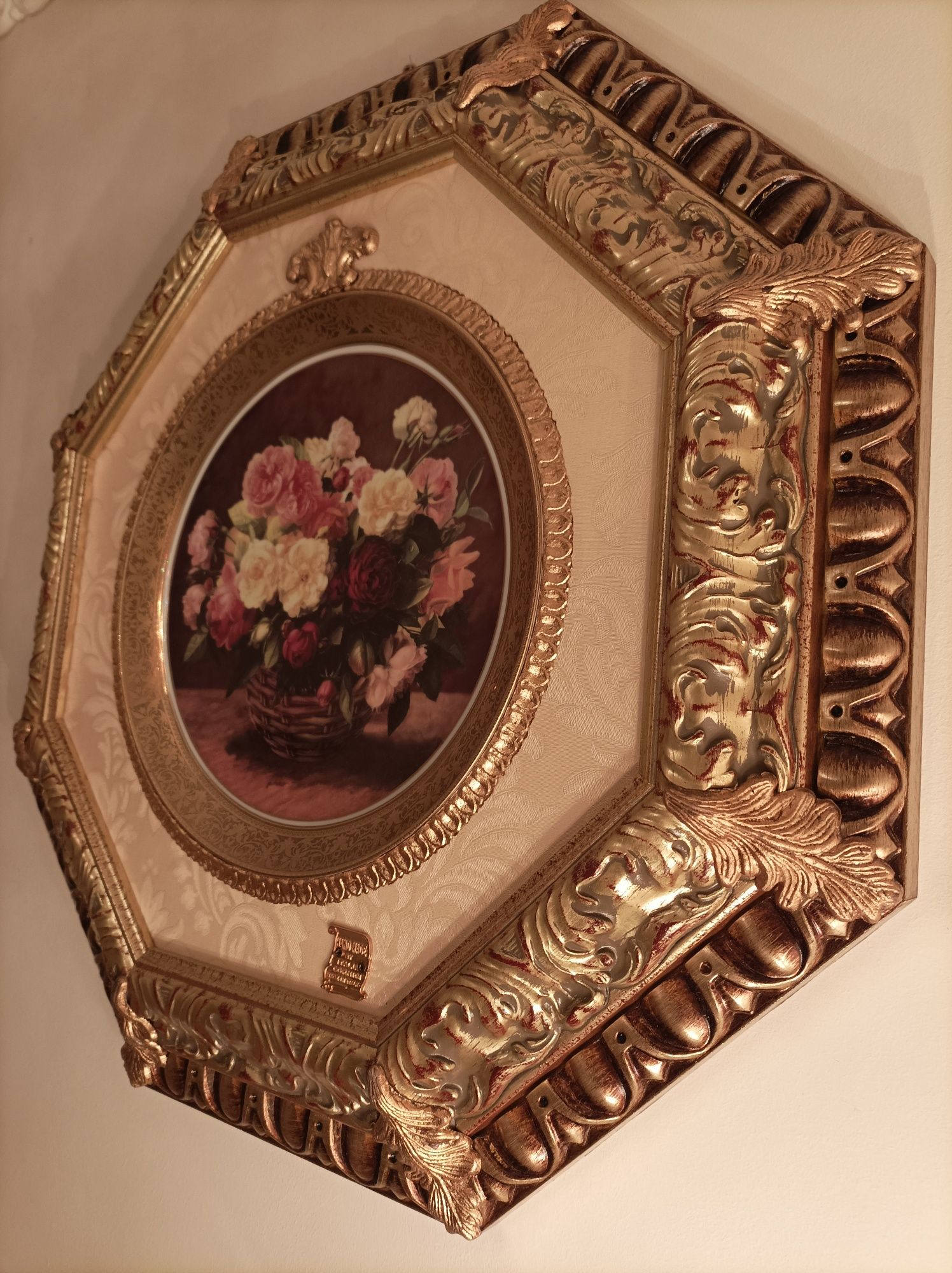 Capodimonte, Италия, "Цветы Версаче"".