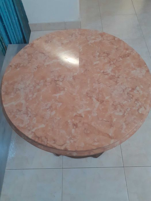 Mesa de centro  em marmore