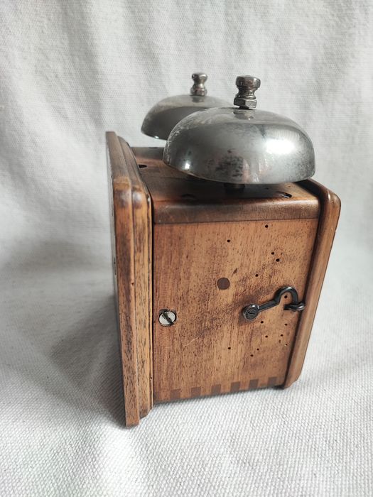 Stary dzwonek od lat 1946