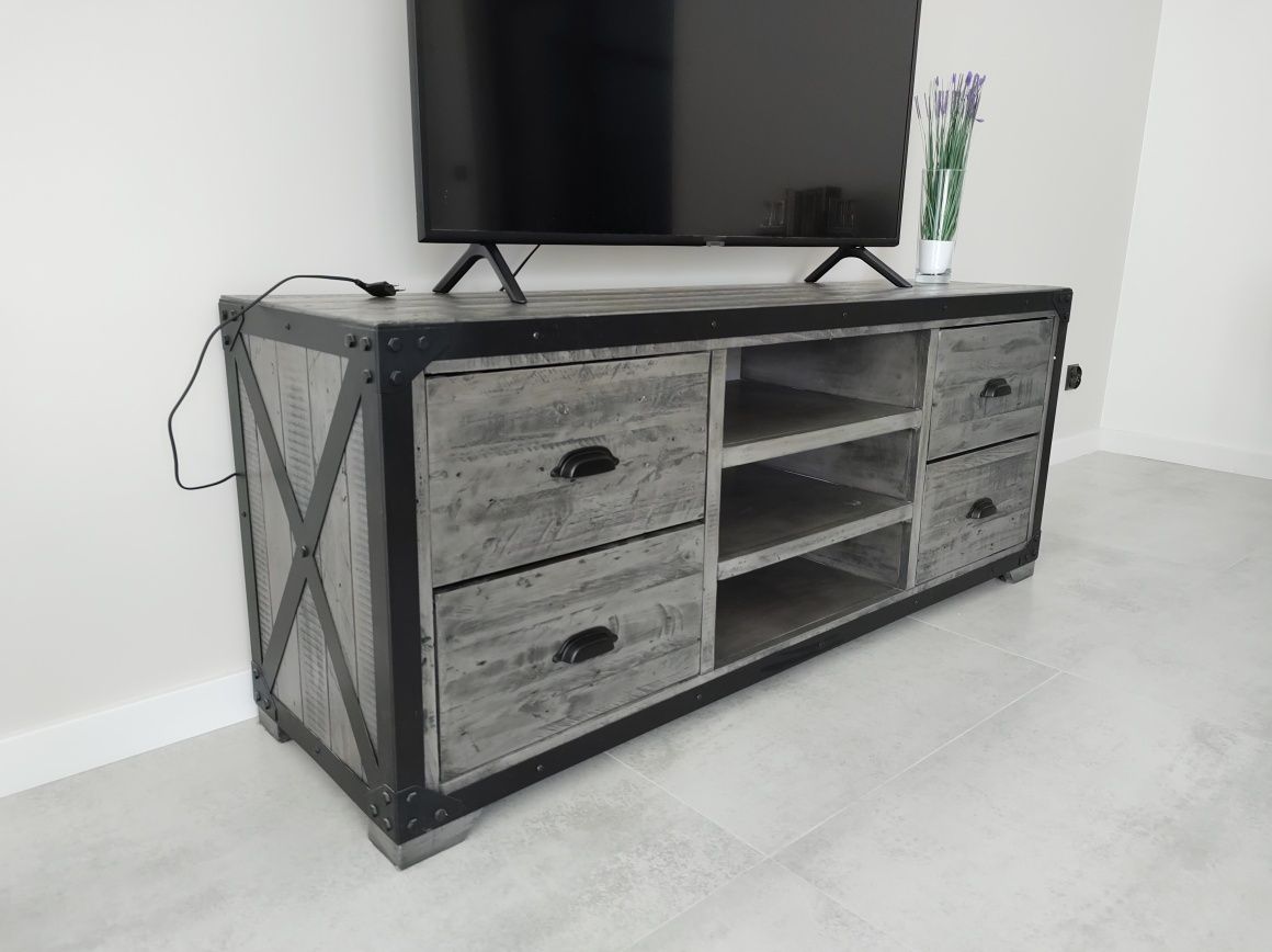 Zestaw drewnianych mebli w stylu loft, 4 elementy
