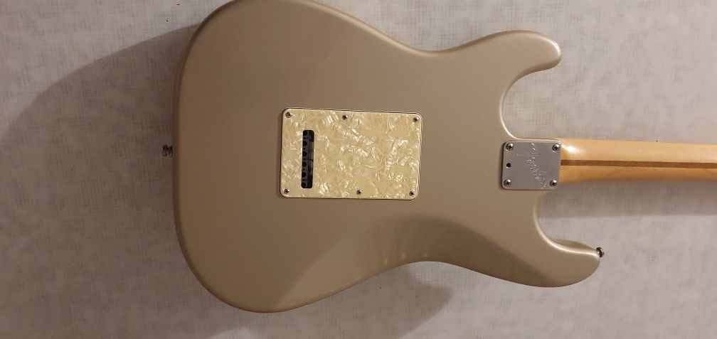 Fender American Lone Star Stratocaster 1997 r. USA