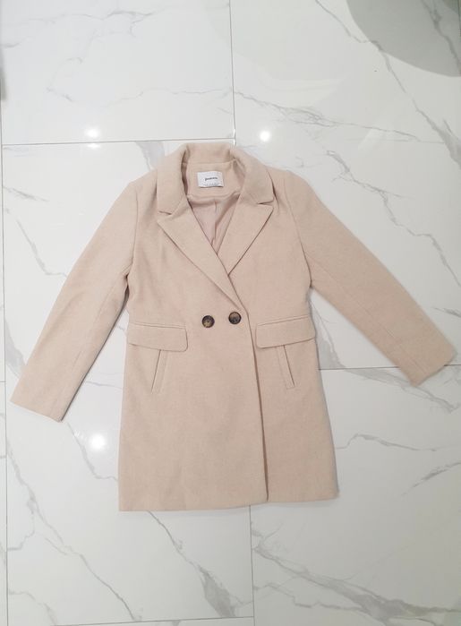 Płaszcz stradivarius beżowy M na jesień