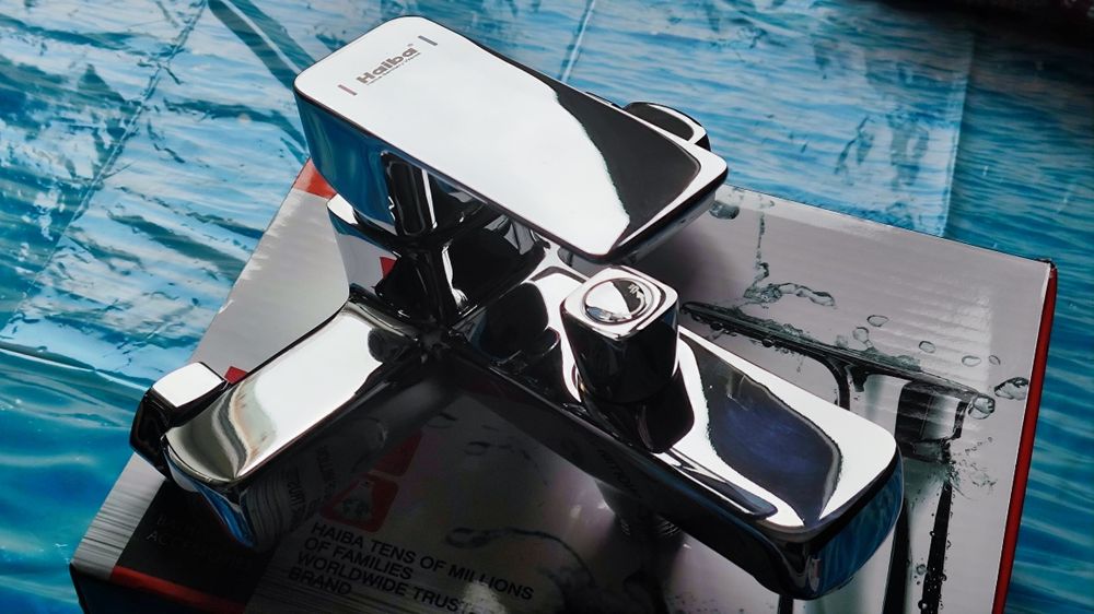 Смеситель, змiшувач для ванны Haiba Kubus 009 Euro 100% латунь