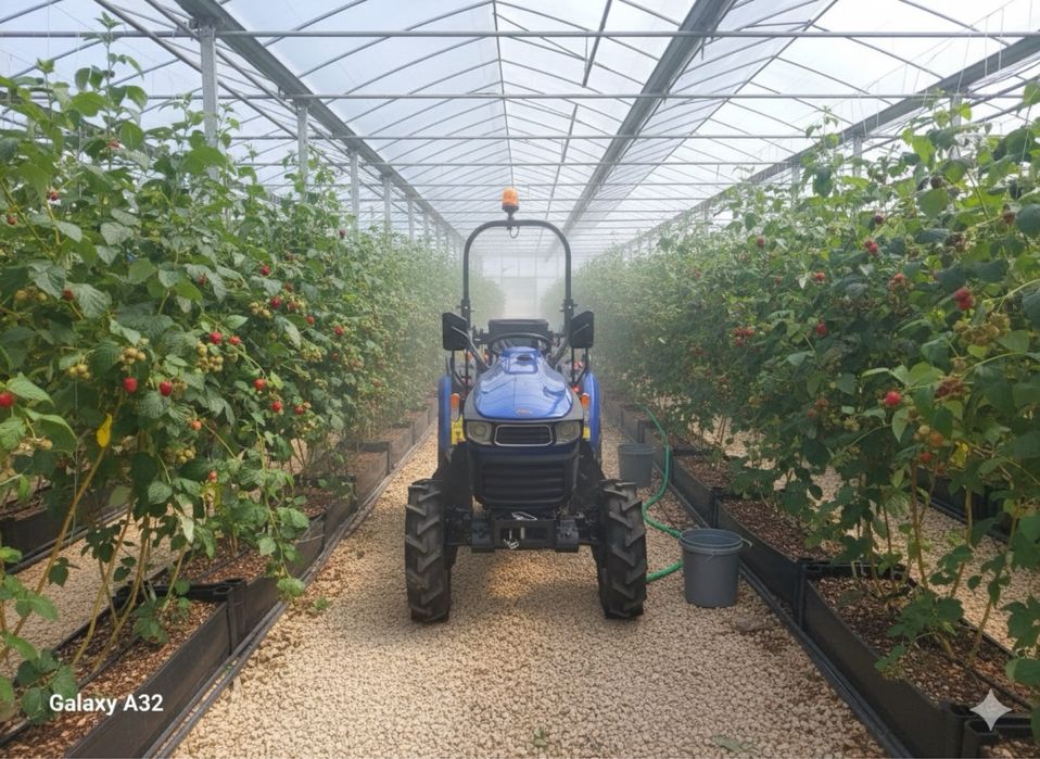 Мінітрактор Farmtrac Kubota 26