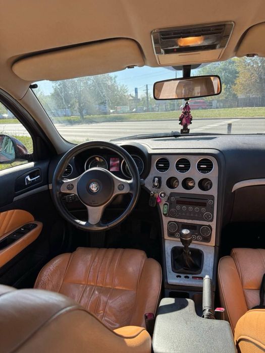 Na sprzedaż Alfa Romeo 159 1.9JTD/sztynwe zawieszenie/nowe sprzęgło