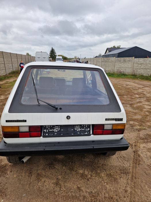 Volkswagen golf I