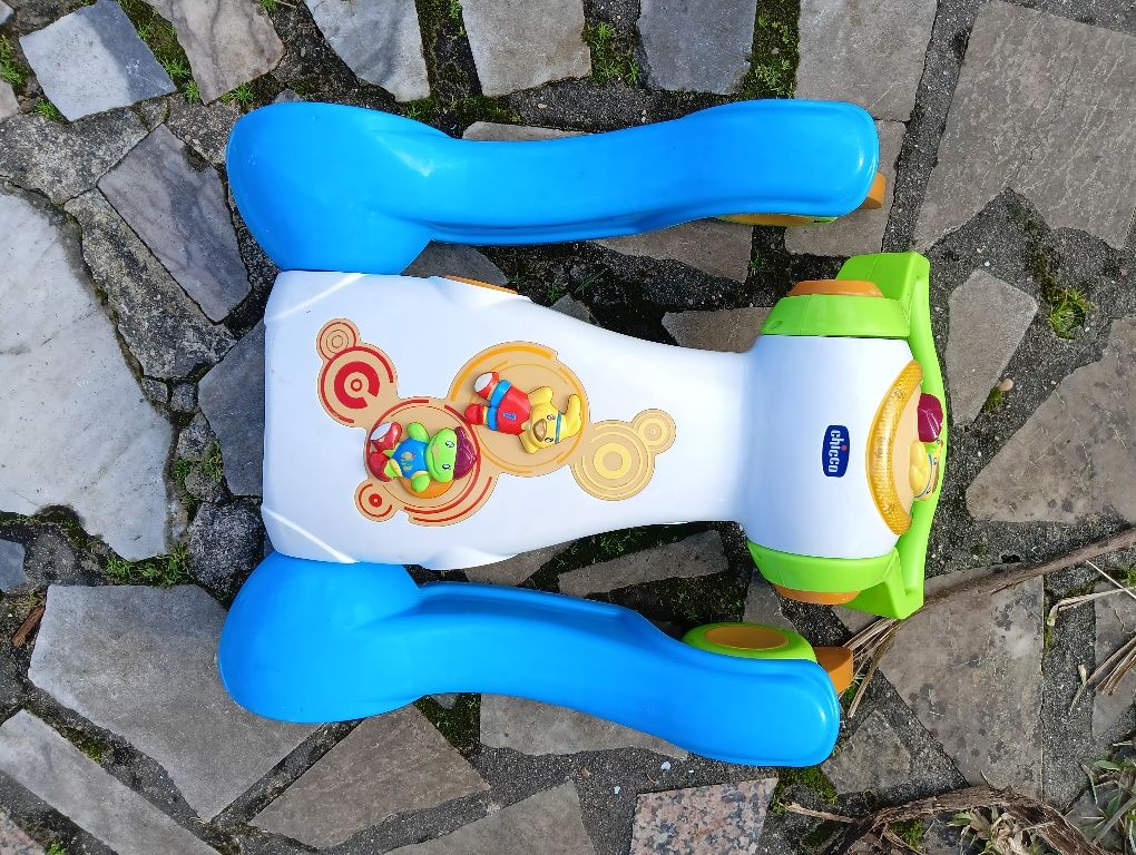 Andador Chicco primeiros passos