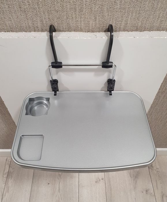 Полка-столик универсальная для салона автомобиля.