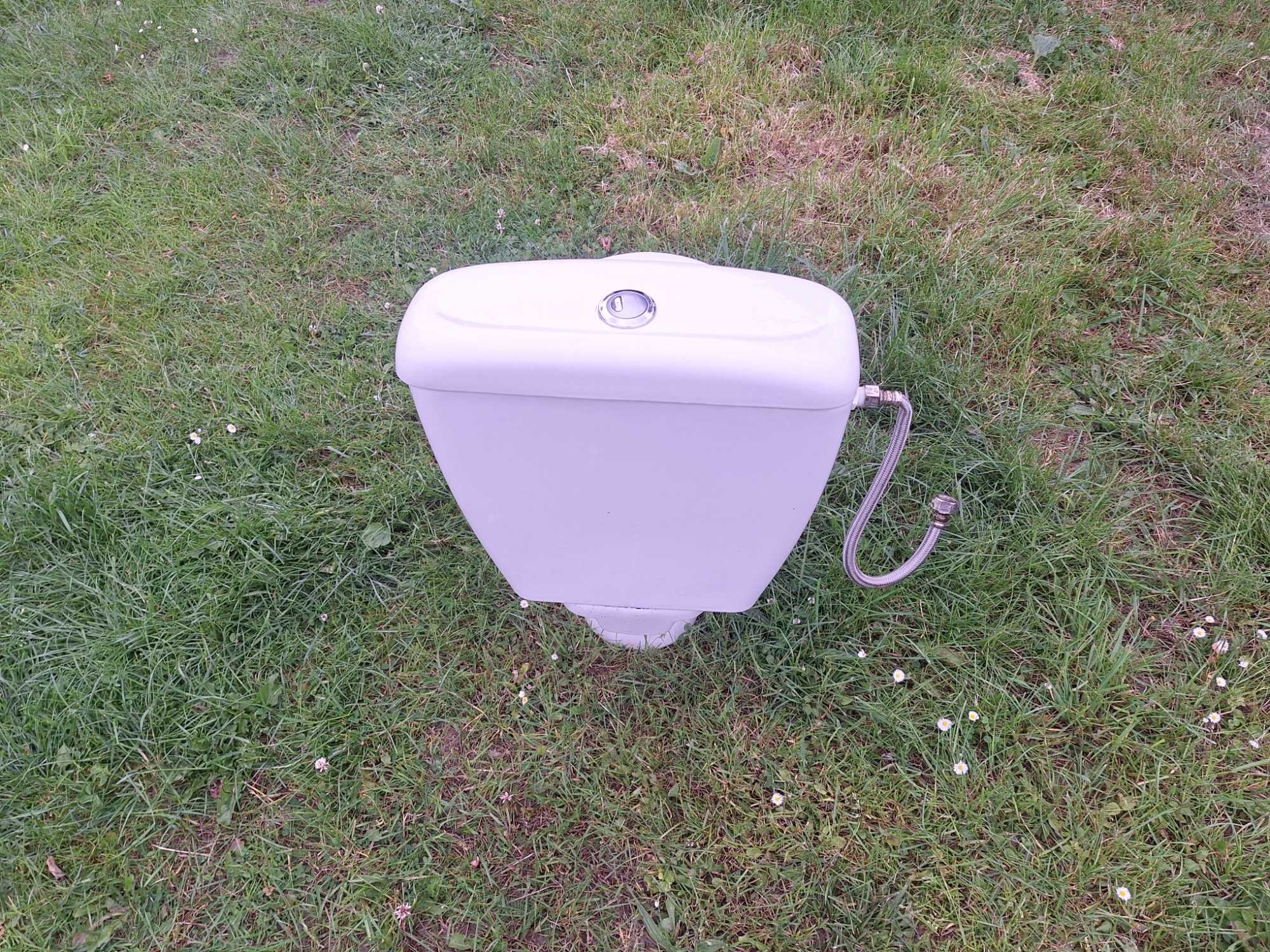 Kompakt WC, toaleta.