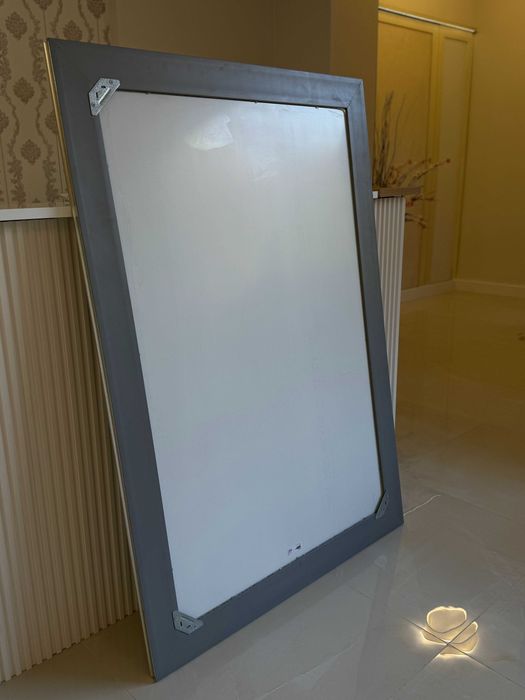 Eleganckie duże lustro 128x89,5 cm – salon SPA lub wnętrza glamour