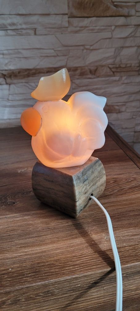 Nocna lampka z kamienia
