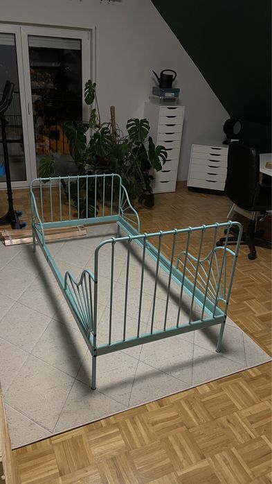 Łóżko dziecięce/rozsuwane IKEA MINNEN miętowe + materac INNERLIG