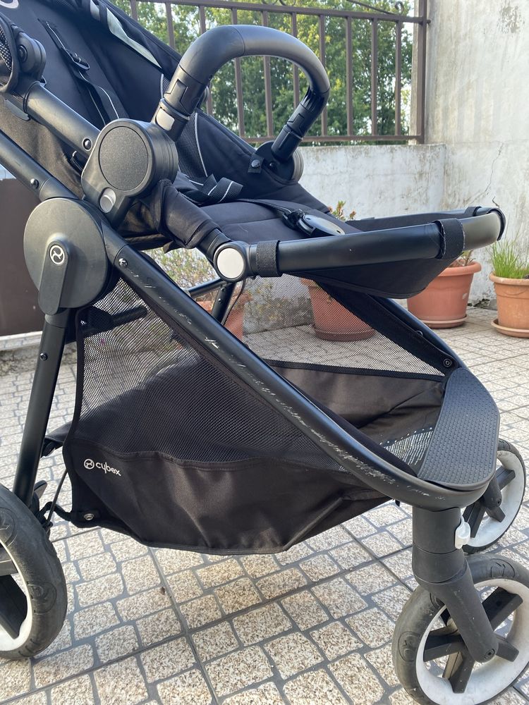 Carrinho Balios M + Ovo Cloud Q Platinum da Cybex