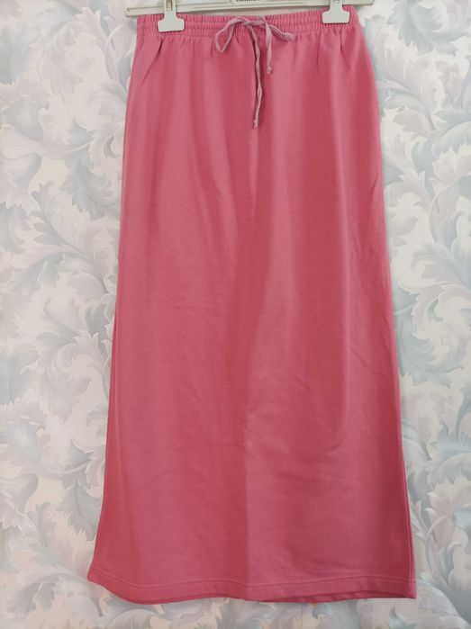 Юбки разной длины и фасонов по 100 грн