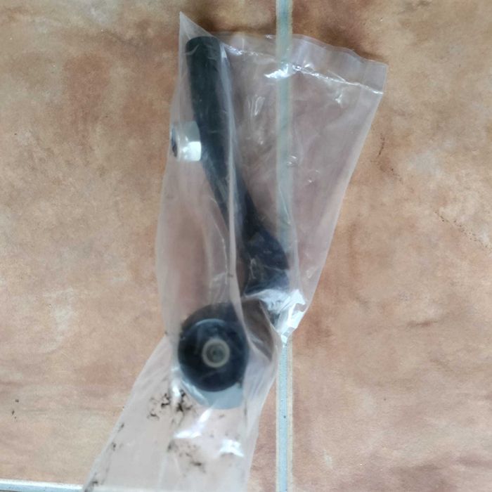 Jogo de braços de suspensão(esq) Mercedes W 203 C 220 cdi 2006