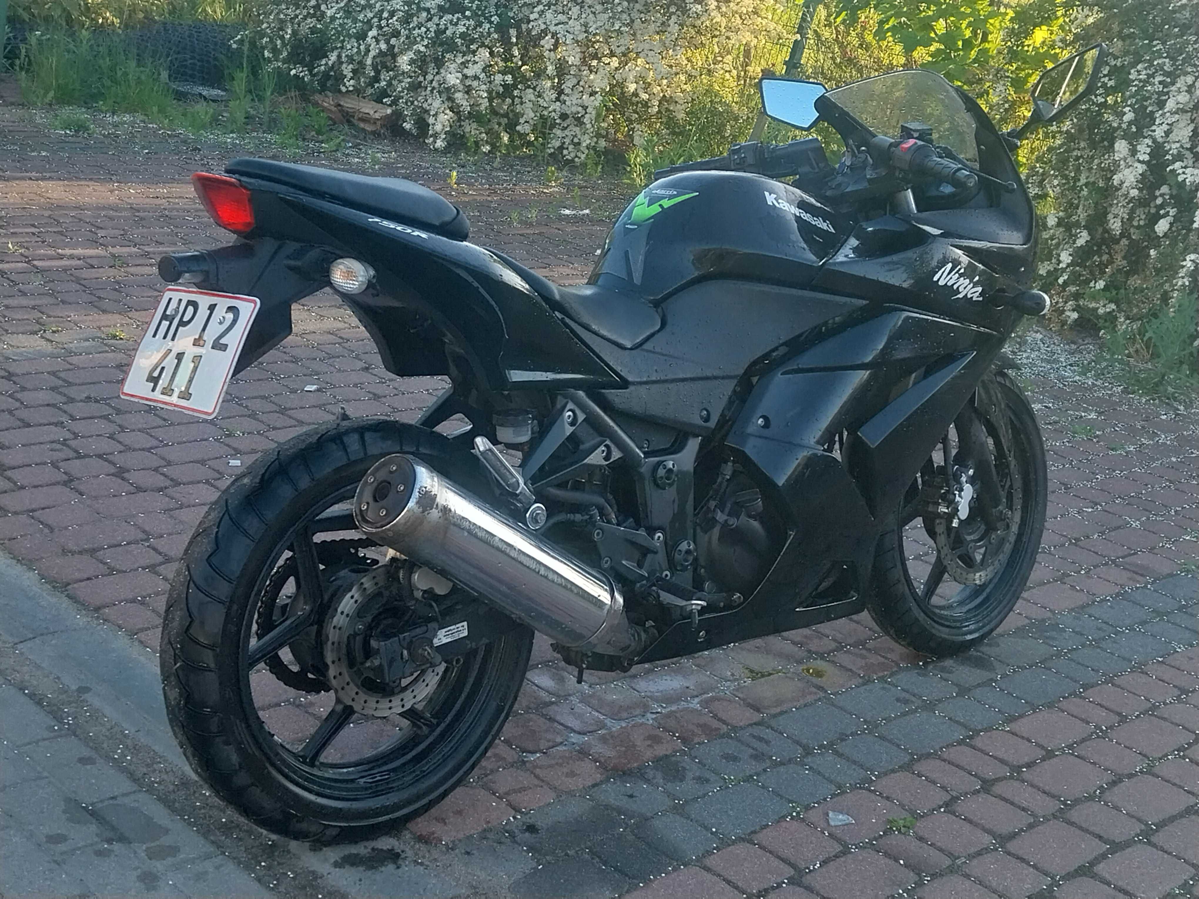 Kawasaki Ninja 250cm, stan bdb
