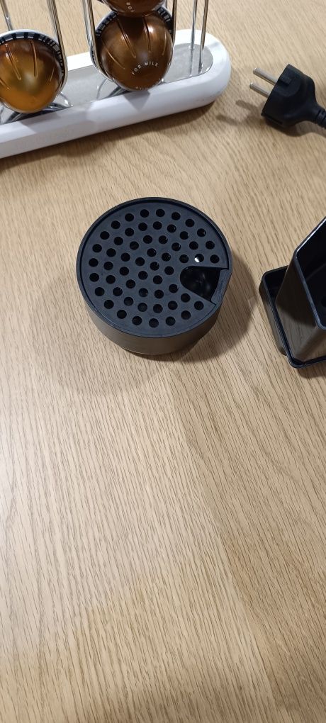 Máquina Café Nespresso Vertuo+ Suporte