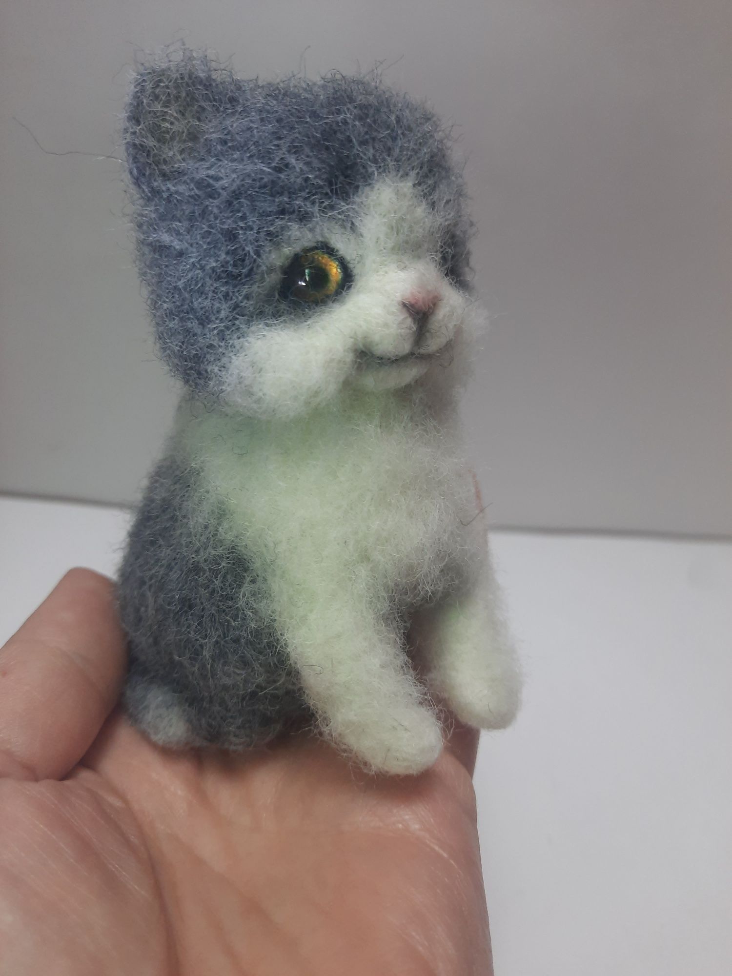 Валяная игрушка котенок, валяне кошеня