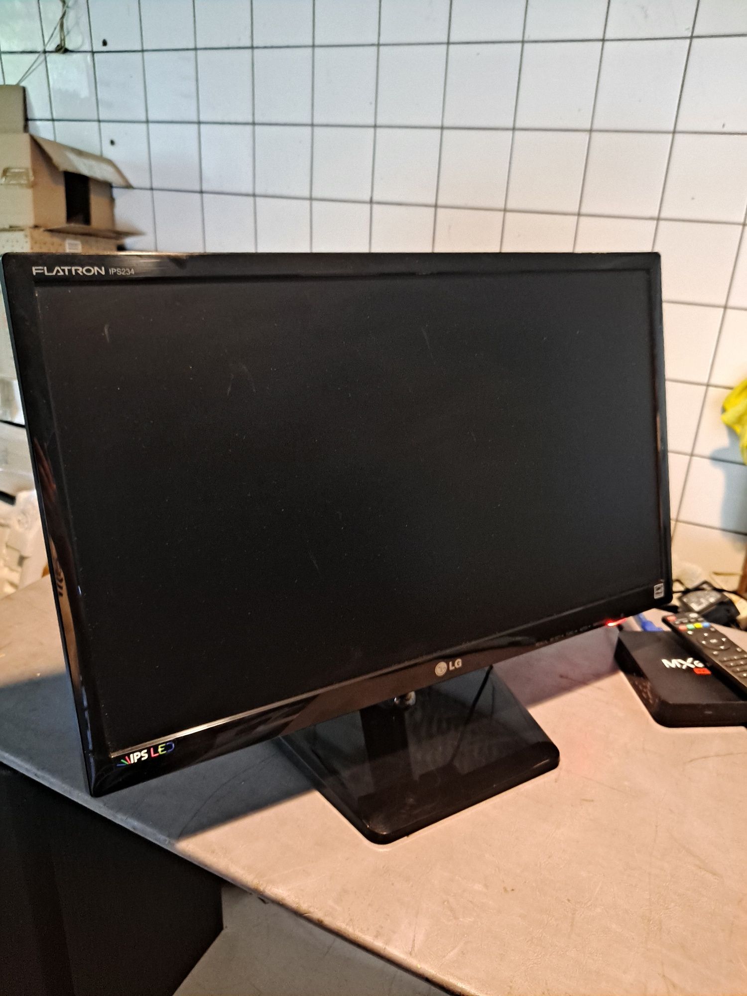 Monitor LED IPS LG 23,5" HDMI