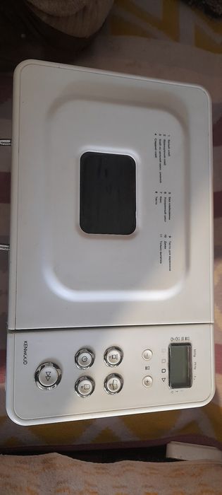 Продам хлебопечку