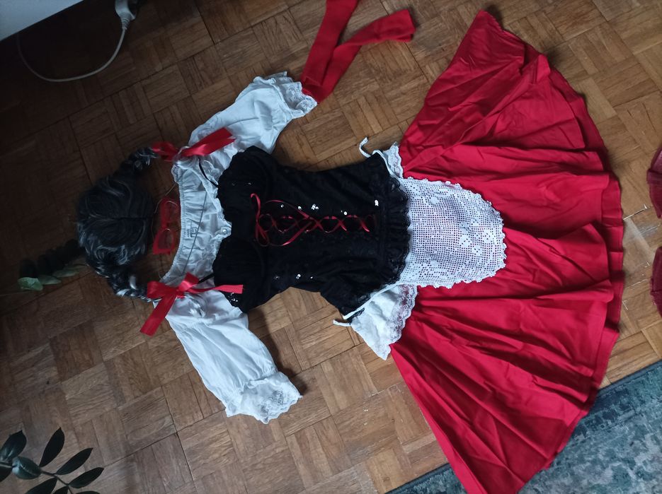 Strój karnawałowy czerwony kapturek S M L