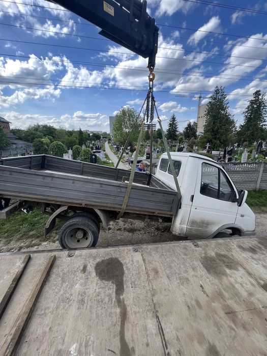 Вантажні перевезення, надання послуг крана маніпулятора