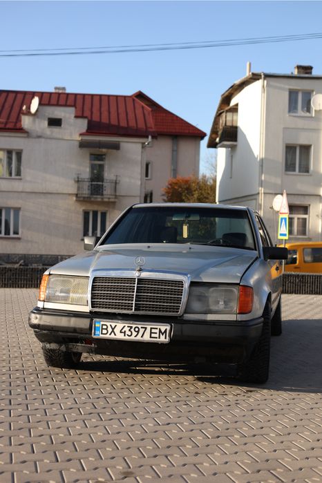Mercedes-Benz W124 200D