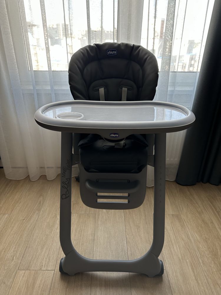 Стульчик для кормления Chicco Polly