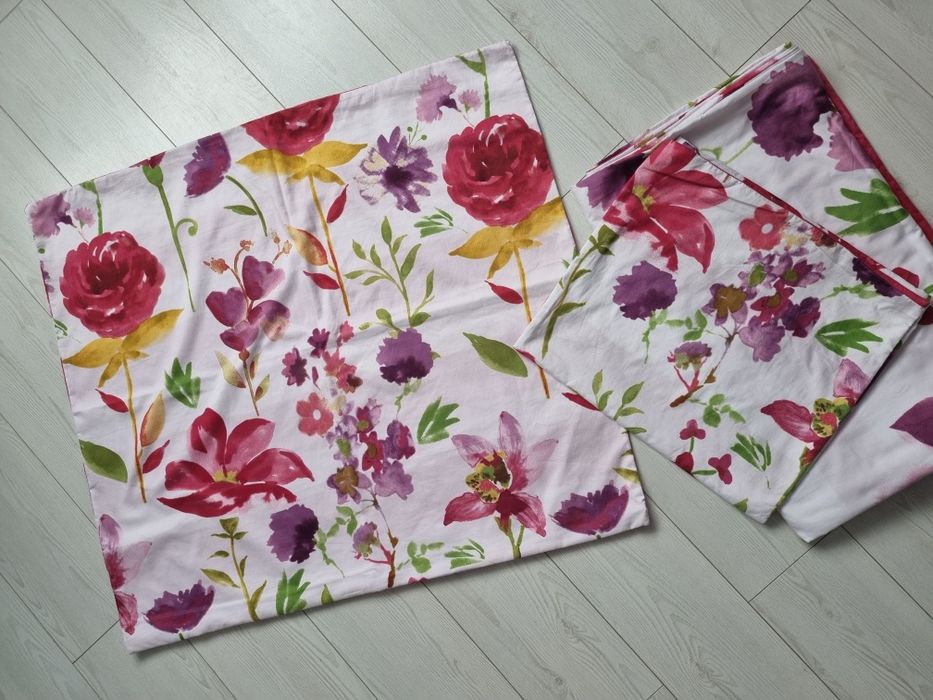 Kwiatowa pościel meradiso Lidl
Poduszki 2 szt. 70x80
Kołdra 200x220
