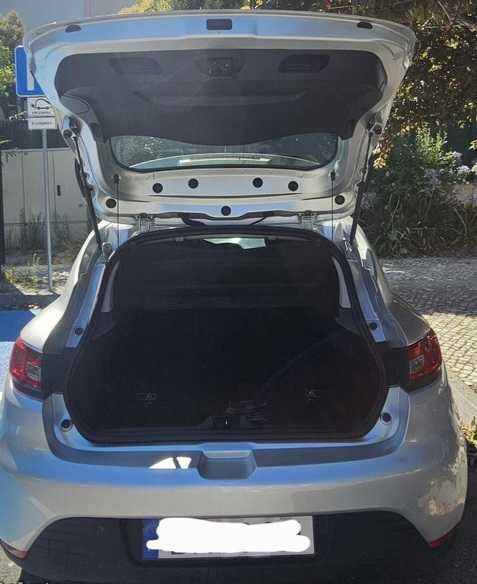 Renault Clio IV impecável