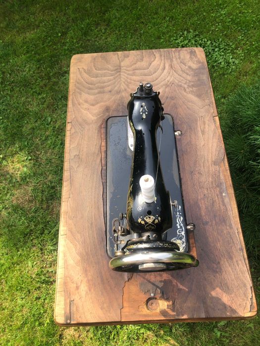 Zabytkowa maszyna do szycia Singer szuka nowego właściciela!