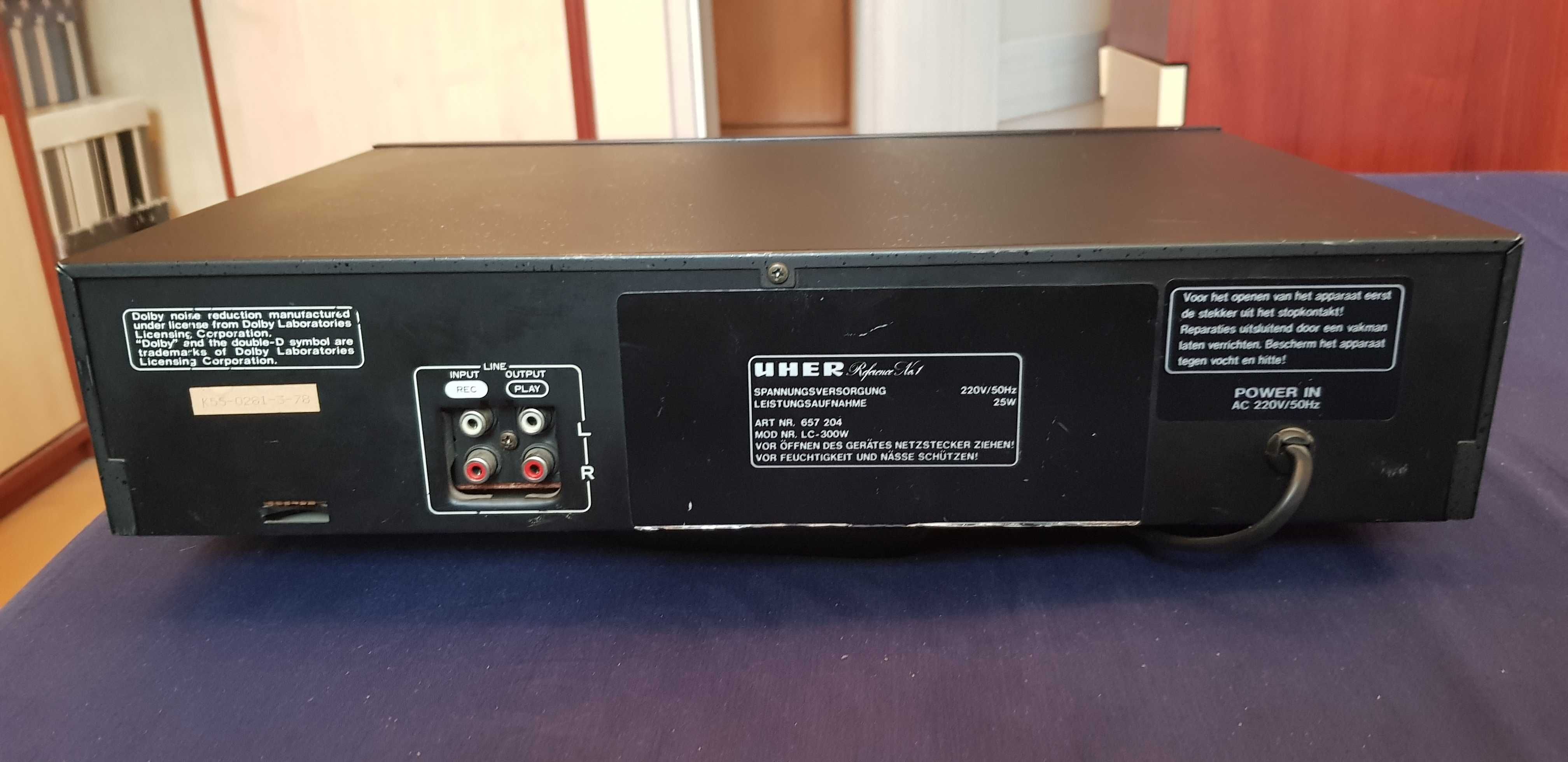 magnetofon kasetowy  UHER + 90 kaset