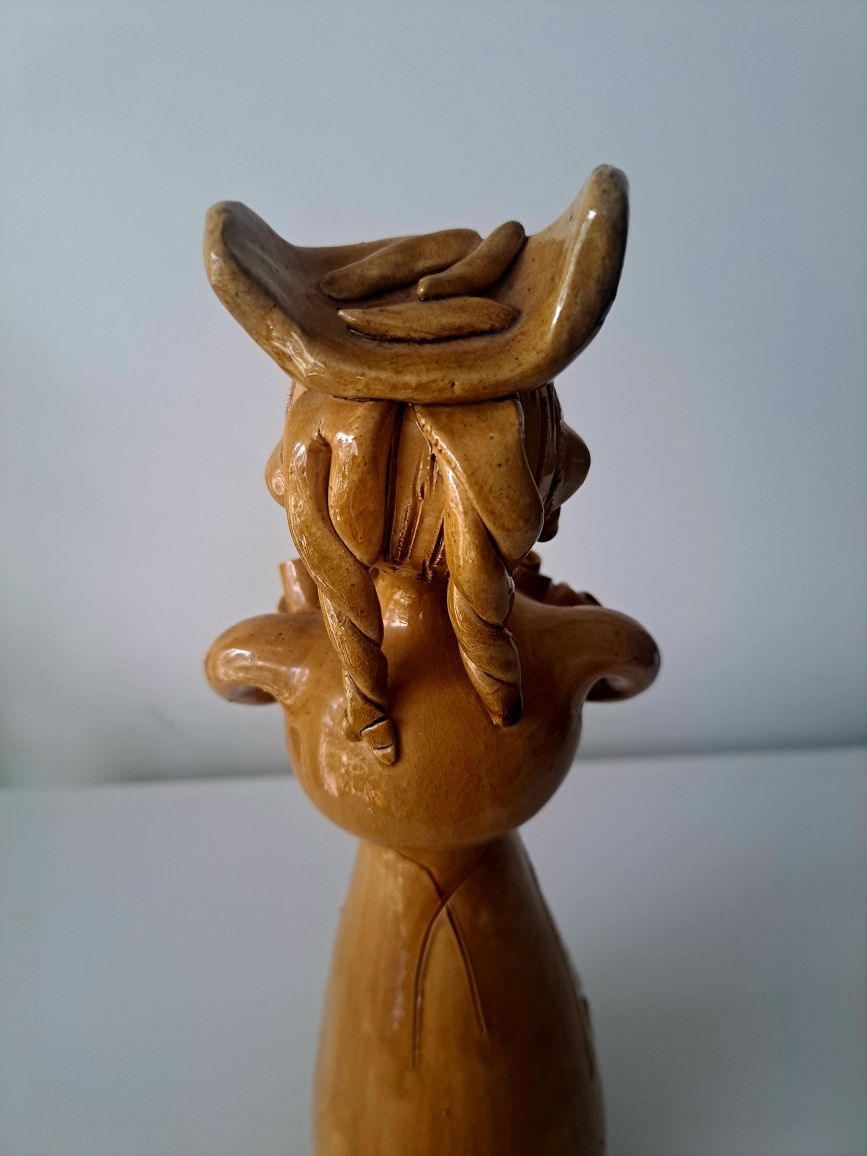 Estatueta Rosa Ramalho