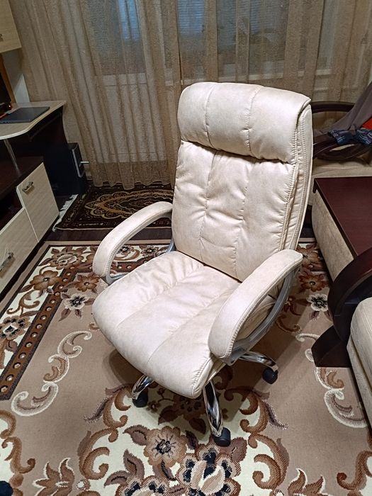 Перетяжка мебели и ремонт мягкой мебели.Ремонт матрасов.Изголовье.В Ни