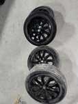 Jantes com pneus semi novos