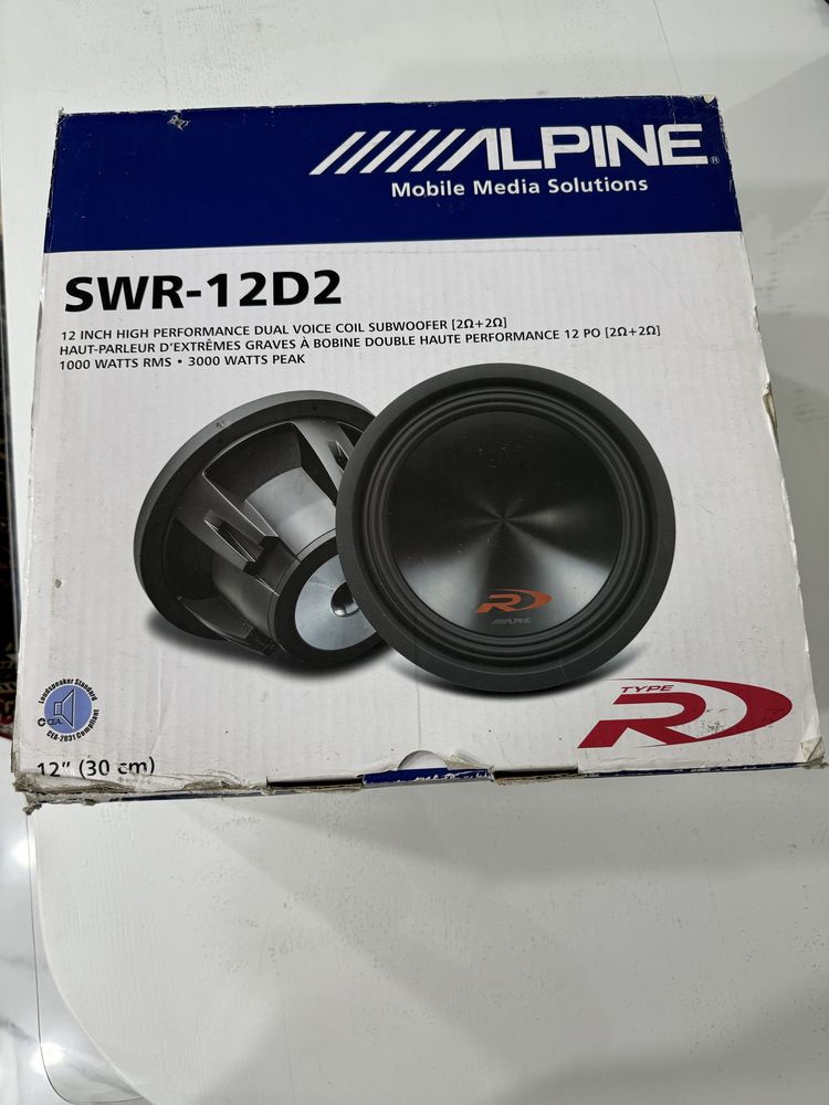 Alpine swr 12d2 абсолютно новый