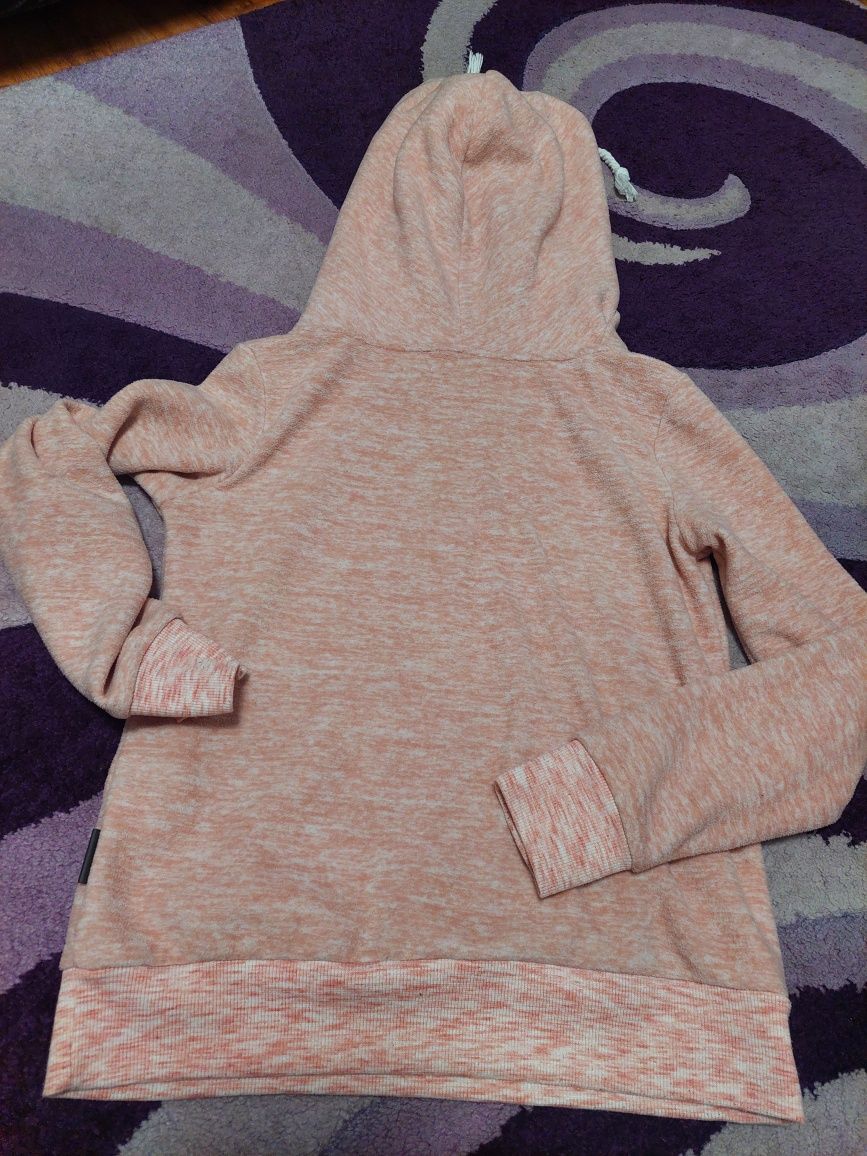 Bluza z kapiszonem roz..S cena 15zł