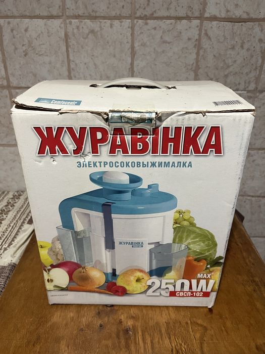 Соковижималка Журавінка СВСП-102