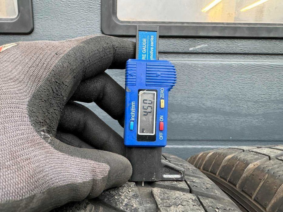 265/50R19 Dunlop SP Winter Sport 3D komplet opon zima 5,7mm nr9512