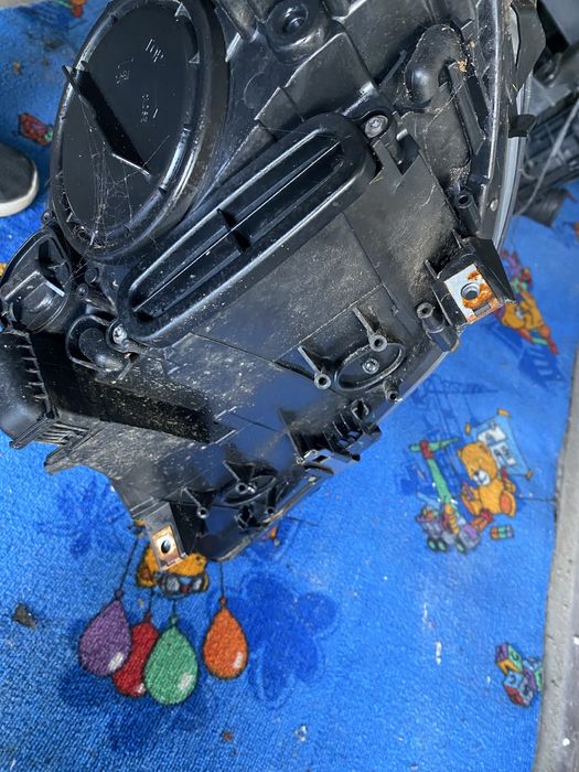 Lampa przod przednia prawa lewa bmw f10 f11 Europa zwykla