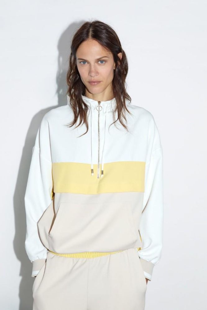 Fato de treino bege, amarelo e branco ZARA