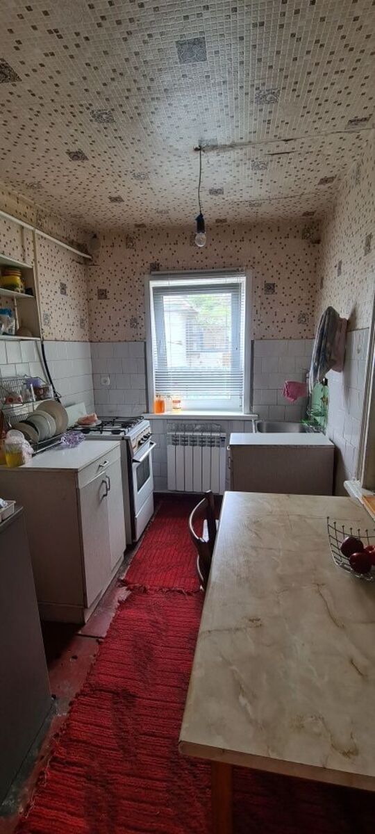 Продам 1/2 частину будинку в мальовничій місцевості в Романково