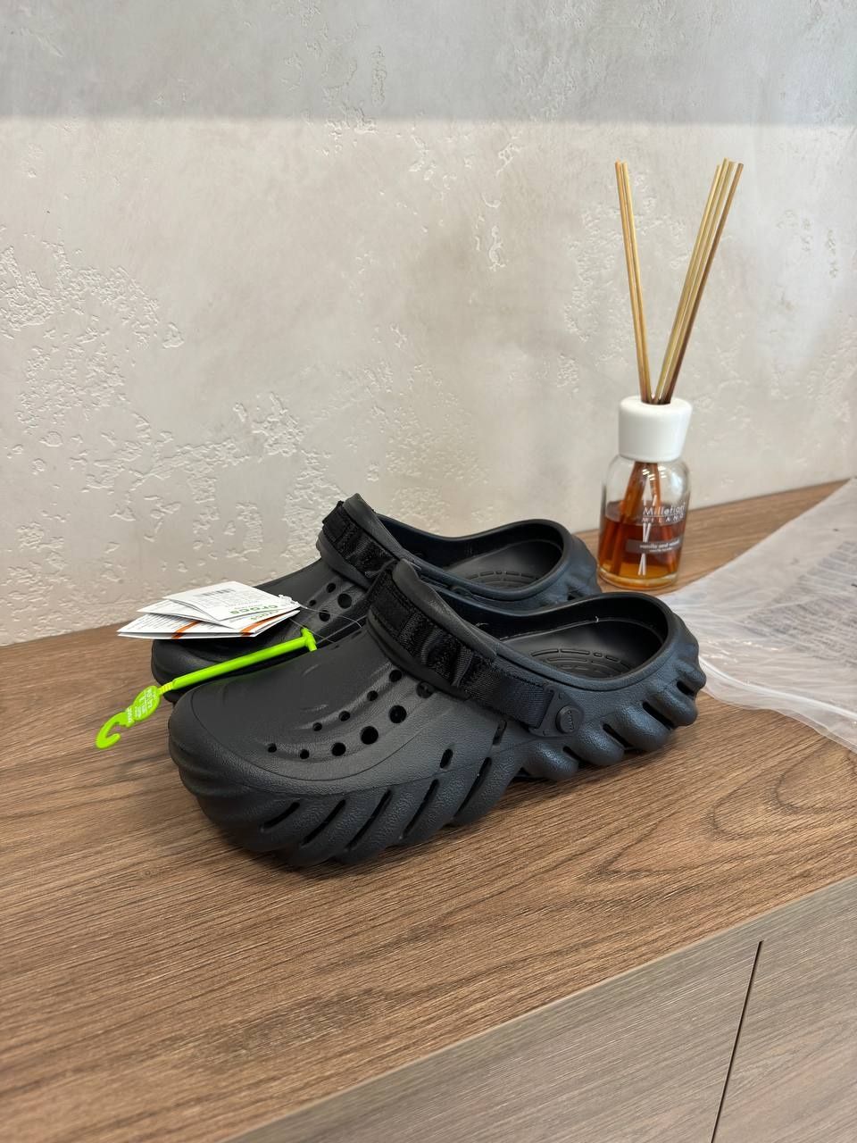 Оригінальні Crocs Echo Clog Крокси