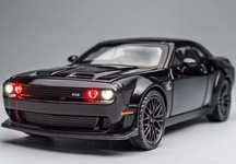 Dodge Challenger Hellcat SRT skala 1:32